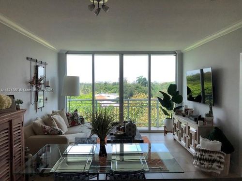 apt-503-2021 Sw 3rd Ave, Miami, FL, 33129-1453 | Card Image