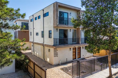 5508 Barton Avenue, Hollywood, CA, 90038 | Card Image