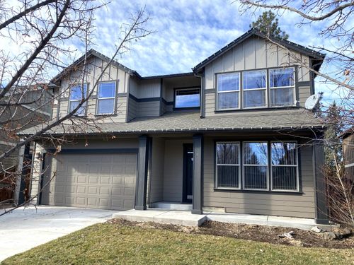 61725 Daly Estates Dr, Bend, OR, 97702-8623 | Card Image
