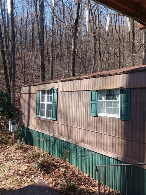 206 Oakridge Dr, Cleveland, GA, 30528-4827 | Card Image