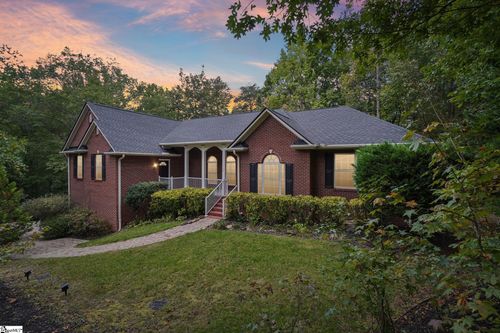 100 Paris Glen Way, Greenville, SC, 29609-6758 | Card Image