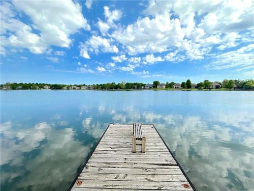 15526 Evans Rd, Basehor, KS, 66007-7176 | Card Image