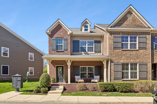 530 Vintage Green Ln, Franklin, TN, 37064-1478 | Card Image