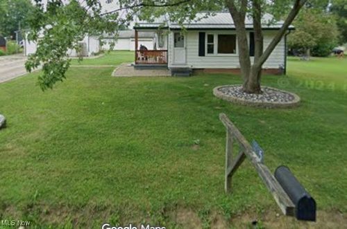 11335 Meadowbrook Ave Ne, Alliance, OH, 44601-1240 | Card Image