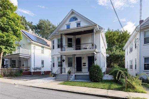 105 Garfield Ave, Providence, RI, 02908-4354 | Card Image