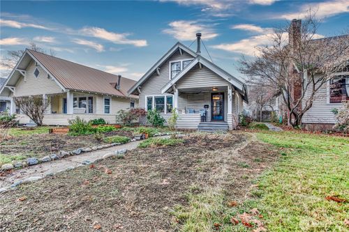 422 Cottage Ave, Cashmere, WA, 98815-1040 | Card Image