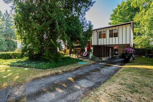 19850 54 Ave, Langley, BC, V3A3V9 | Card Image