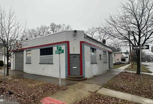 800 Harrison St, Elkhart, IN, 46516-2620 | Card Image