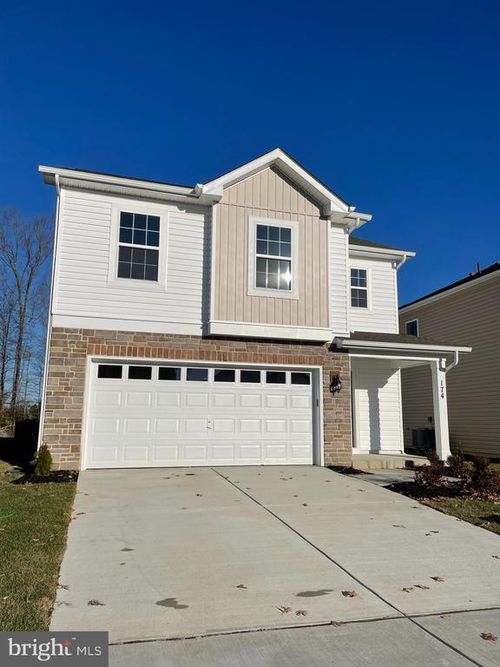 174 Charming Forest Ave, LA PLATA, MD, 20646-9229 | Card Image