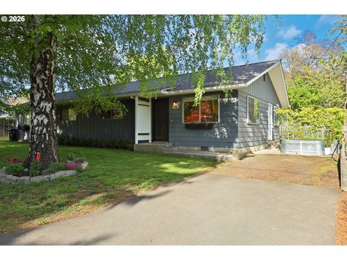 705 Ne Church Pl, White Salmon, WA, 98672-0257 | Card Image