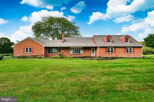 1591 Middletown Rd, GLEN MILLS, PA, 19342-9664 | Card Image