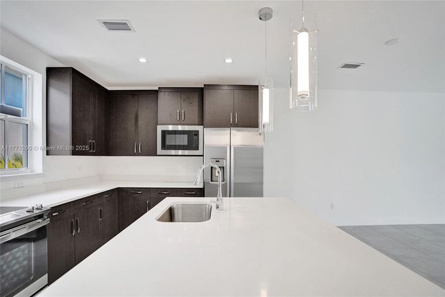 63 Nw 4 Th Ave, Townhouse with 3 bedrooms, 4 bathrooms and null parking in Delray Beach FL | Image 20