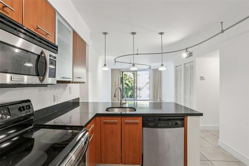 apt-c400-777 Ne 62nd St, Miami, FL, 33138-6400 | Card Image