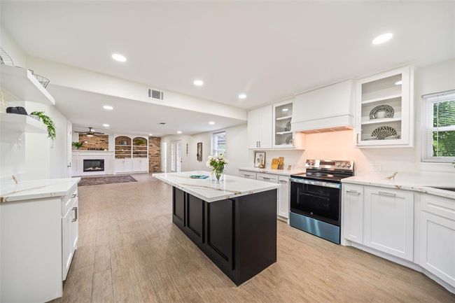 Kitchen | Image 4