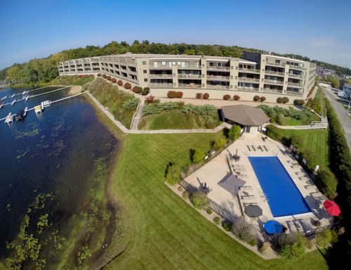 206 Outlook Cove Dr, La Porte, IN, 46350 | Card Image