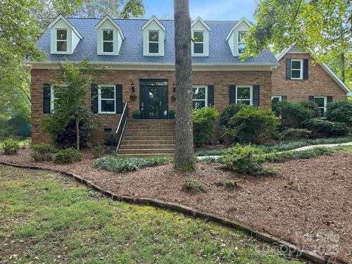 16-8503 Foxbridge Dr, Matthews, NC, 28104-7886 | Card Image