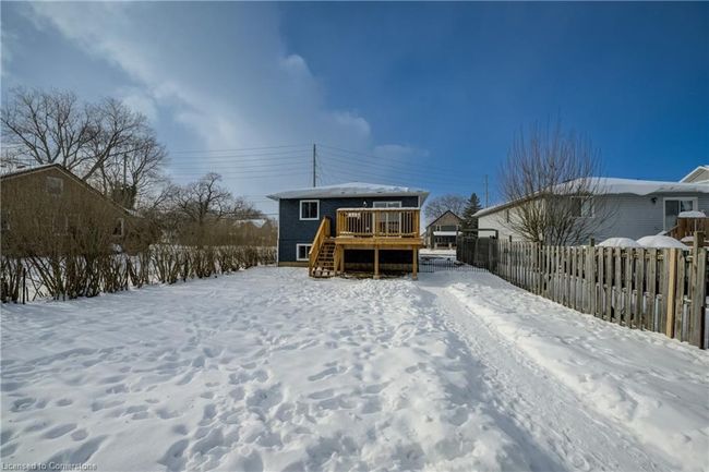 1264 King St N, House other with 5 bedrooms, 2 bathrooms and 5 parking in Saint Jacobs ON | Image 40