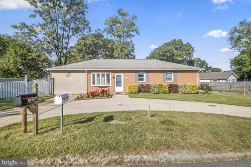 7904 Outing Ave, PASADENA, MD, 21122-1415 | Card Image