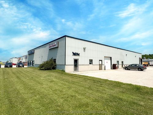 121 Jason St, Owen Sound, ON, N4K5N7 | Card Image