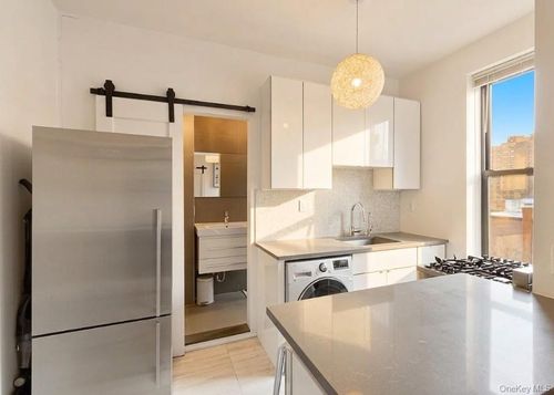 3e-327 E 3rd St, New York, NY, 10009-7801 | Card Image