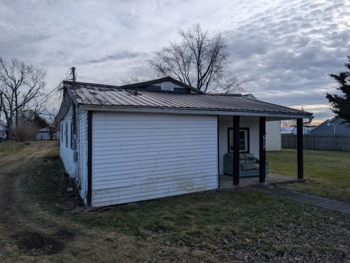 517 Earl Ave, Washington Court House, OH, 43160-1116 | Card Image