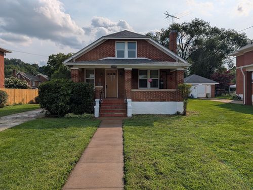 3914 Richland Ave Nw, Roanoke, VA, 24012 | Card Image
