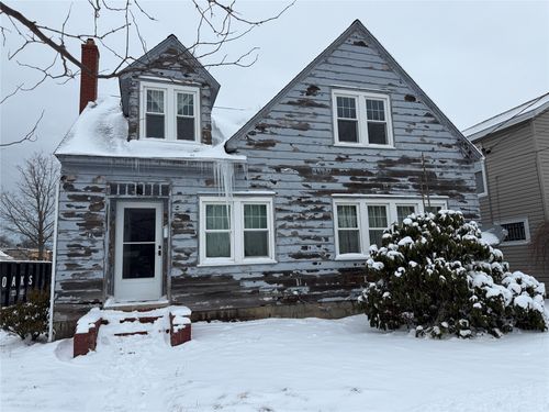 14 Grant St, North East, PA, 16428-1521 | Card Image