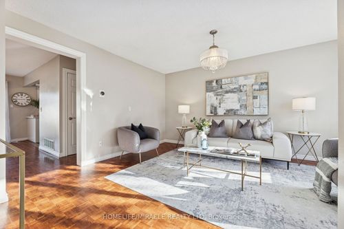 1312 Cherrydown Dr, Oshawa, ON, L1H8C9 | Card Image