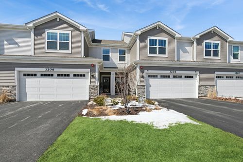 3206 Martini St, Mundelein, IL, 60060-5508 | Card Image