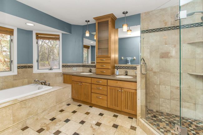412 High Point Curv S, House other with 4 bedrooms, 4 bathrooms and null parking in Maplewood MN | Image 19
