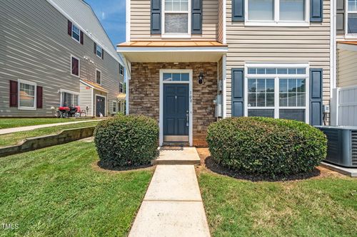 unit-100-2221 Valley Edge Dr, Raleigh, NC, 27614-8489 | Card Image