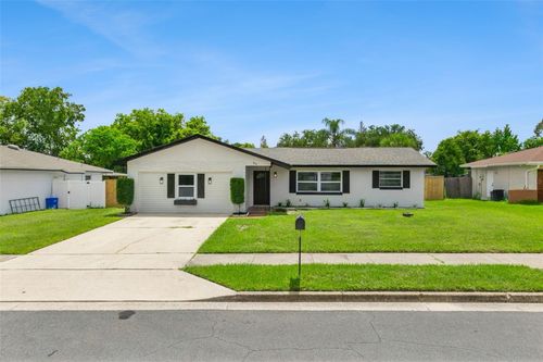 211 Melissa Ct, SANFORD, FL, 32773-5908 | Card Image