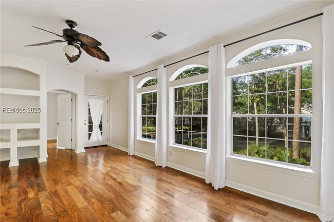 APT-3710 - 4 Indigo Run Dr, Condo with 2 bedrooms, 2 bathrooms and null parking in Hilton Head Island SC | Image 10