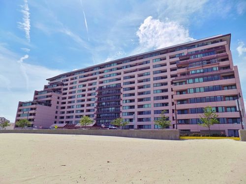 5t-350 Revere Beach Blvd, Revere, MA, 02151-4800 | Card Image