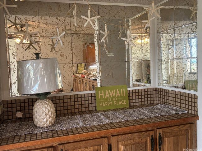 Built in tiled counter | Image 9