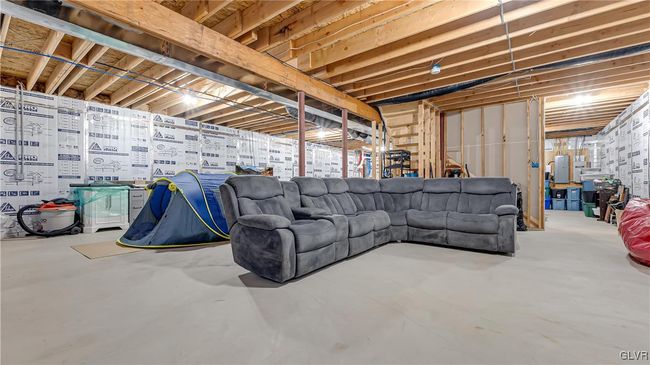 Basement | Image 56