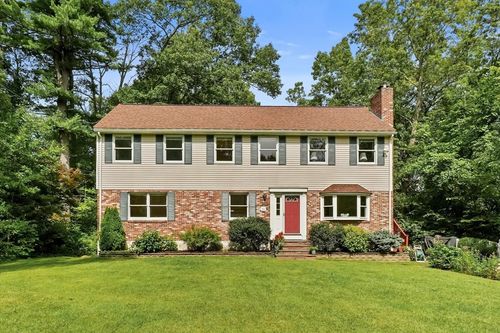 50 Middle Rd, Amesbury, MA, 01913-3904 | Card Image