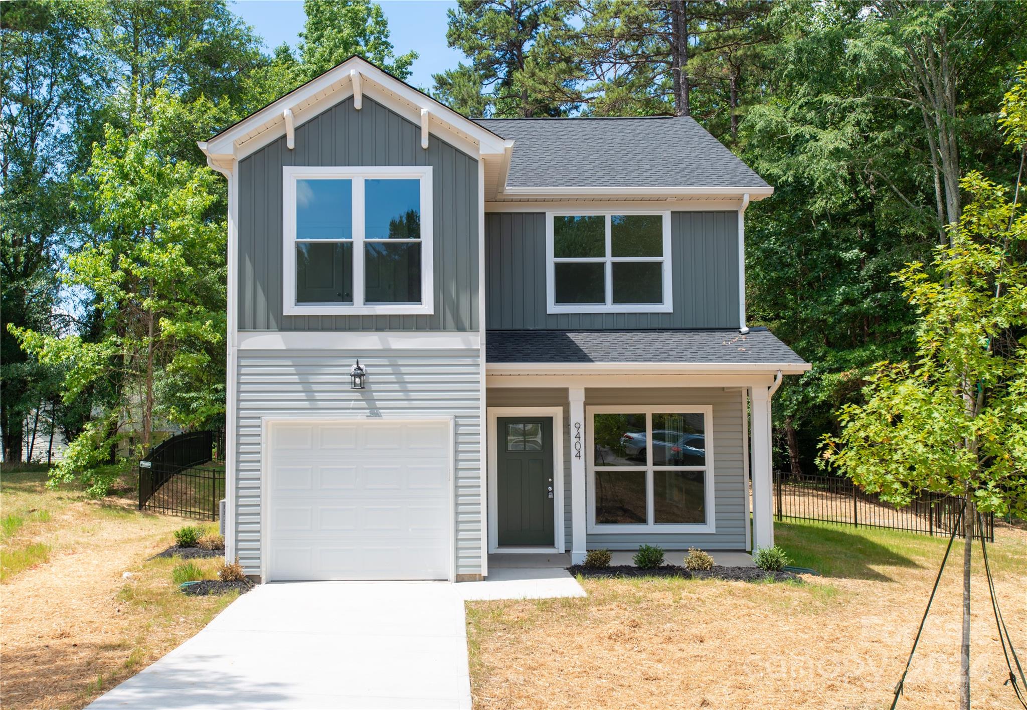Northwoods Forest Dr, Charlotte, NC 28214