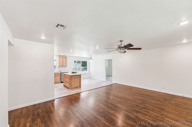201 W 9 Th St, House other with 2 bedrooms, 1 bathrooms and null parking in Claremore OK | Image 11