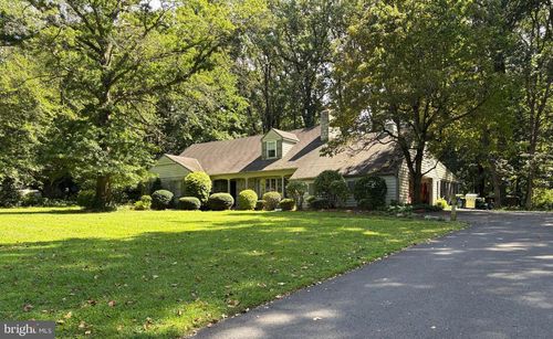 4 Woods Ln, PARKESBURG, PA, 19365-8903 | Card Image