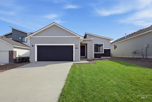 2570 W Tar Sands Dr, Kuna, ID, 83634-1043 | Card Image