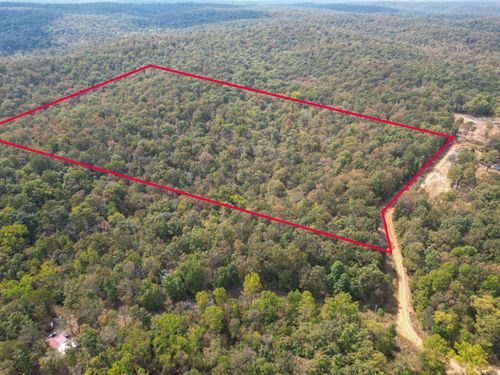 32-34 Red Oak Trail Road, Hardy, AR, 72542 | Card Image