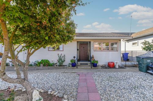 10471 Mariposa Ave, Jackson, CA, 95642-9519 | Card Image