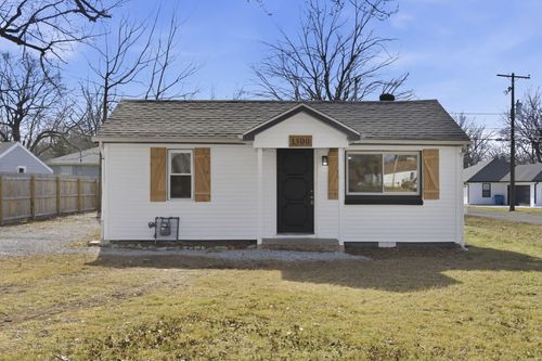 1500 E Lindberg St, Springfield, MO, 65804-2421 | Card Image