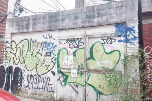 1719 E New York Ave, Brooklyn, NY, 11212-8049 | Card Image