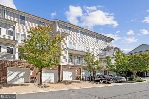 305a-12436 Liberty Bridge Rd, FAIRFAX, VA, 22033-6042 | Card Image