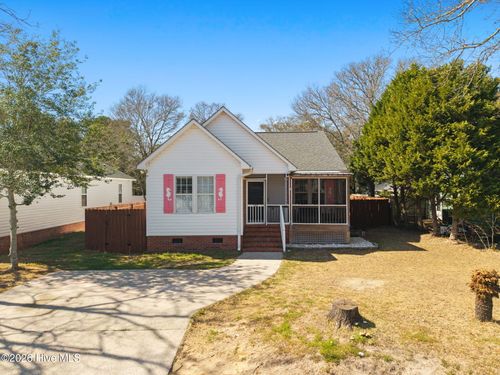 107 Nw 16th St, Oak Island, NC, 28465-7210 | Card Image