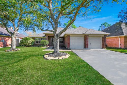 156 Greenridge Cir, League City, TX, 77573-4545 | Card Image