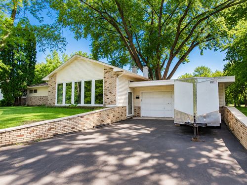3006 Elder Ln, Holiday Hills, IL, 60051-9338 | Card Image