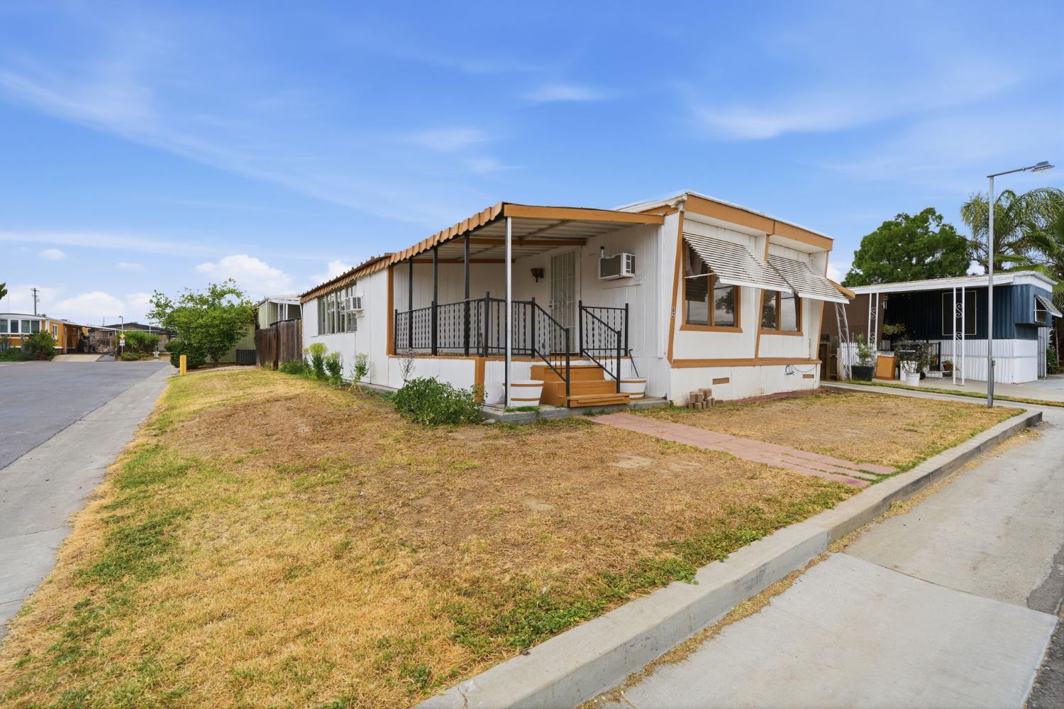 Residential in Hanford 3